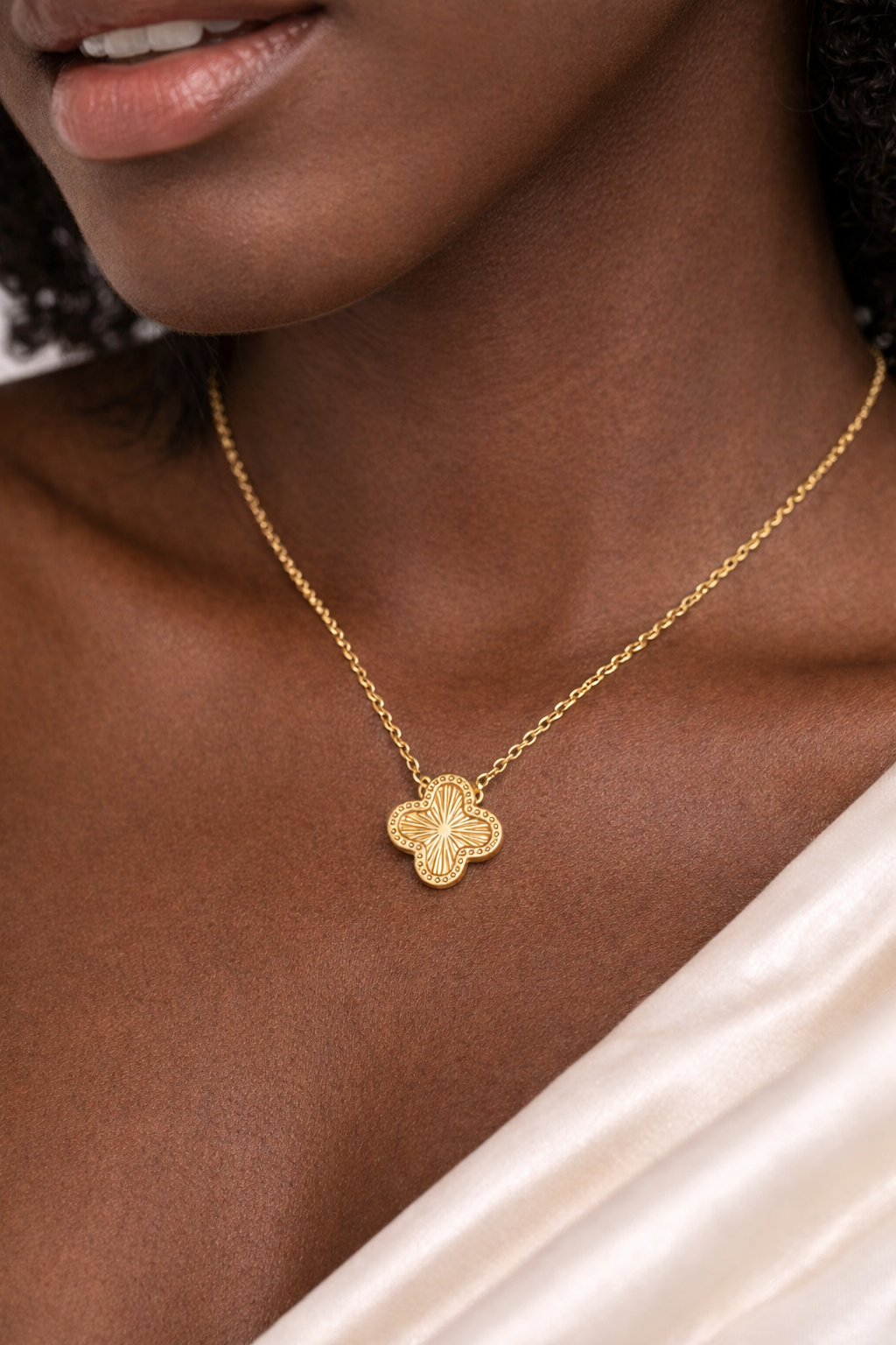 18K Gold Clover Necklace